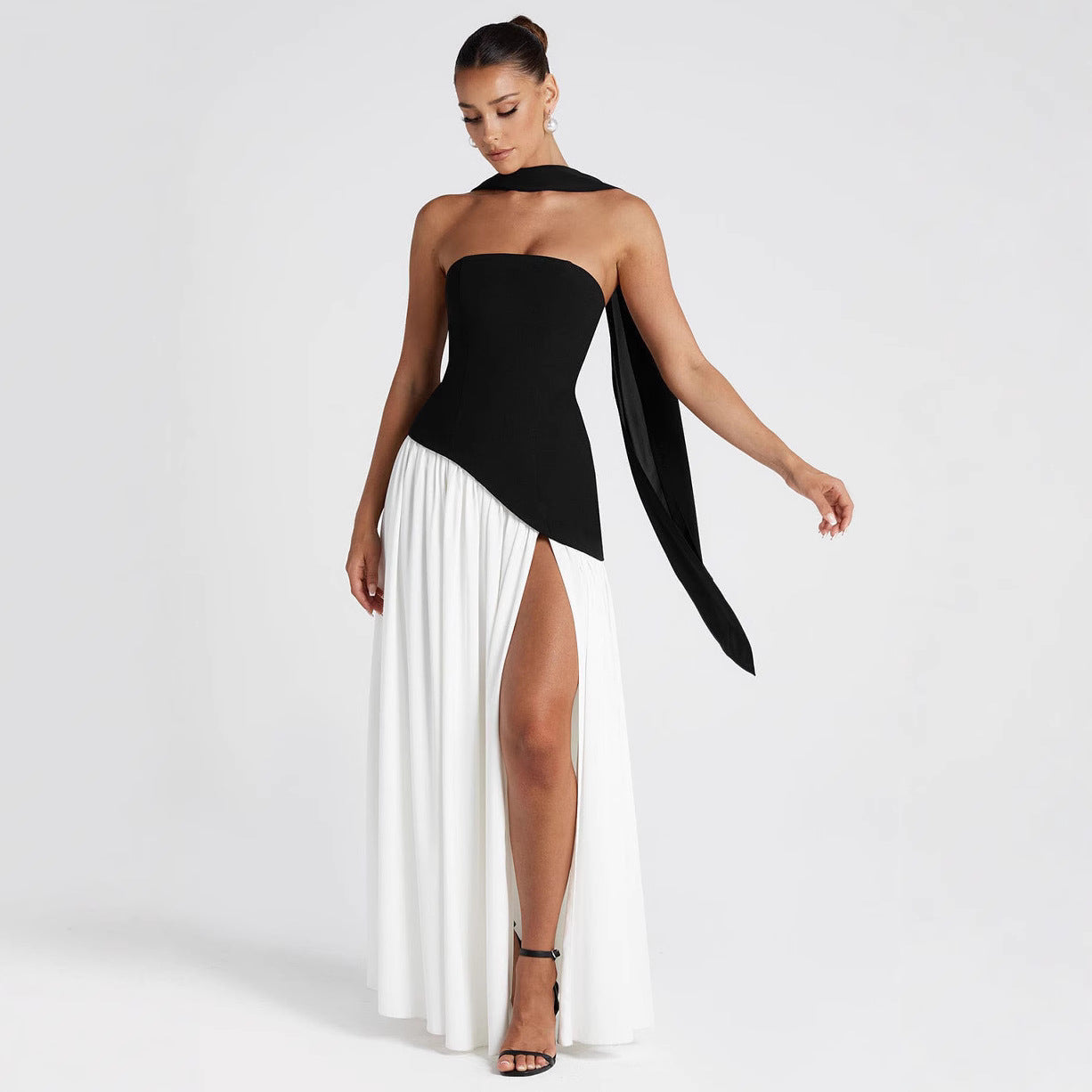 Noir Tempt Colorblock Tube Dress