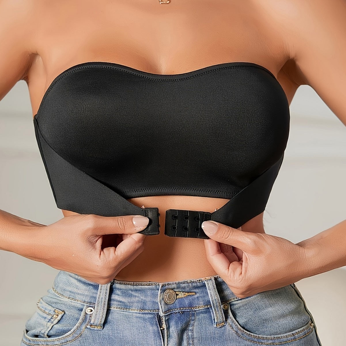 BareSculp Strapless Push-Up Bra