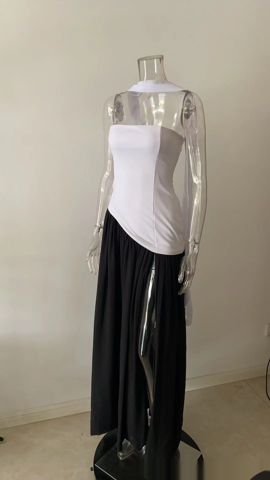 Noir Tempt Colorblock Tube Dress