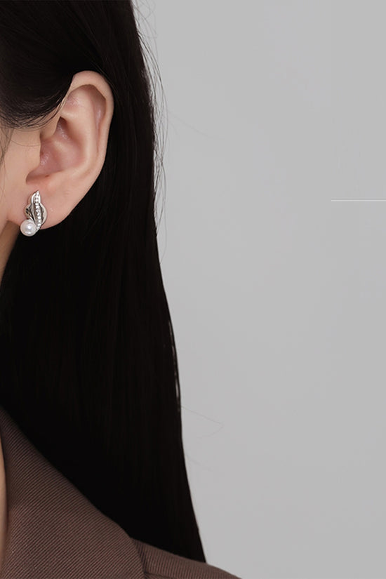 Elite Reverie Pearl Studs